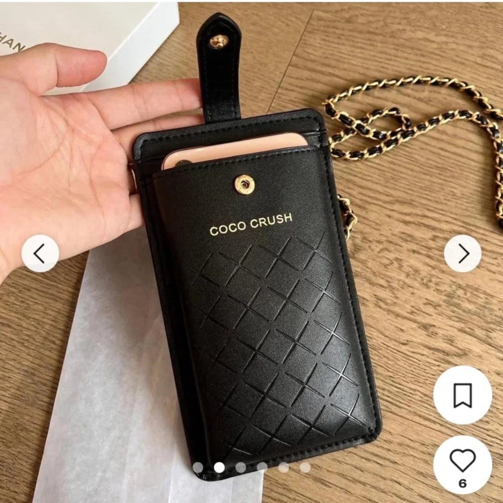 Chanel Coco Crush Black Quilted Phone case w/ cardholder Crossbody Bag NEW🖤 - Picture 5 of 8